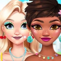 Le principesse Moana ed Elsa con collane di perline